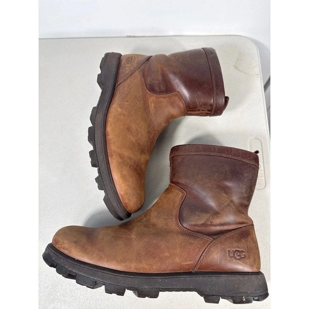 UGG Mens Brown Leather Vibram Sole Shearling Lined Side Zip Winter Boots Sz 10